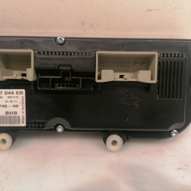 Commande de chauffage occasion VOLKSWAGEN TIGUAN I TIGUAN I Phase 2 2011-04-01->2016-12-31 2.0 TDI 110ch 5K0907044HAZJU 3