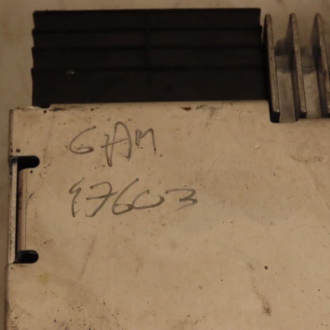 Autoradio occasion B.M.W. SERIE 1 I Phase 1 05-2004->12-2006 65129299445 4