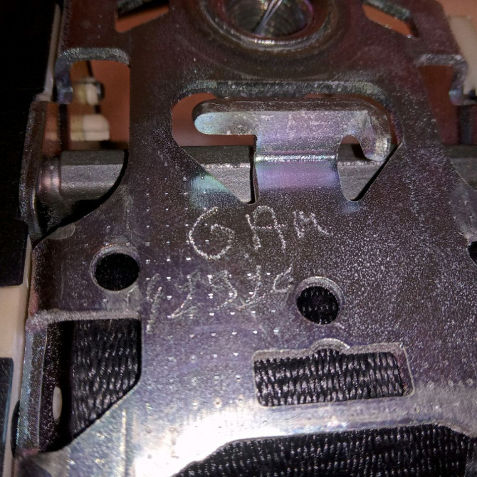 Ceinture arrière droite occasion VOLKSWAGEN TOURAN I Phase 1 03-2003->12-2006 1T0857806DRAA 2