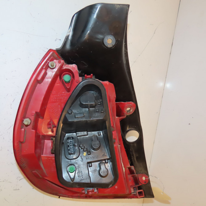 Feu arrière droit occasion RENAULT MEGANE II Phase 2 01-2006->06-2009 1.5 DCI 105ch 8200413216 3