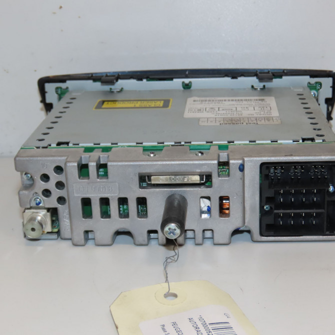 Autoradio occasion PEUGEOT 107 Phase 3 01-2012->06-2014 1.0 68ch 6564K6 2