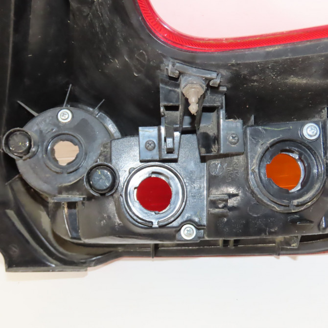 Feu arrière gauche occasion NISSAN JUKE Phase 1 09-2010->... 1.5 DCI 110ch 265551KA0B 3