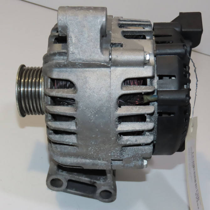 Alternateur occasion FORD FIESTA VI Phase 1 10-2008->11-2012 1.2i 60ch Ambiente 2265722 3