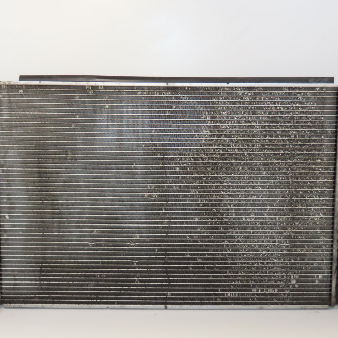 Radiateur occasion AUDI A6 III phase 2 10-2008->12-2010 4F0121251AG 2