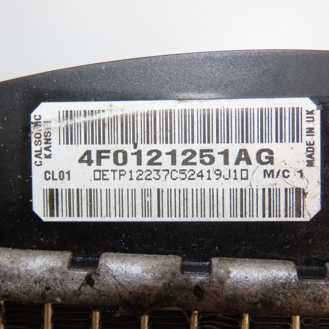 Radiateur occasion AUDI A6 III phase 2 10-2008->12-2010 4F0121251AG 3