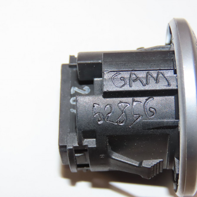 occasion B.M.W. SERIE 1 I Phase 1 01-2007->07-2011 118d 143ch 3