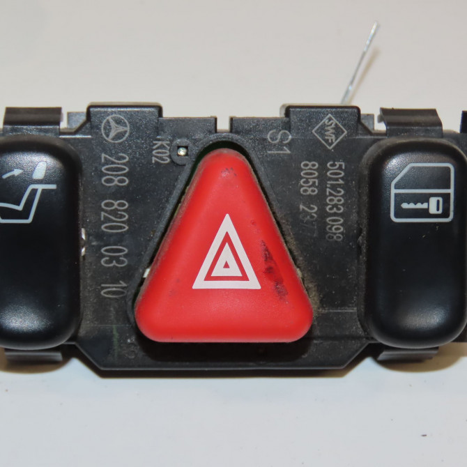 Bouton de warning occasion MERCEDES CLASSE CLK I 2088200410 1