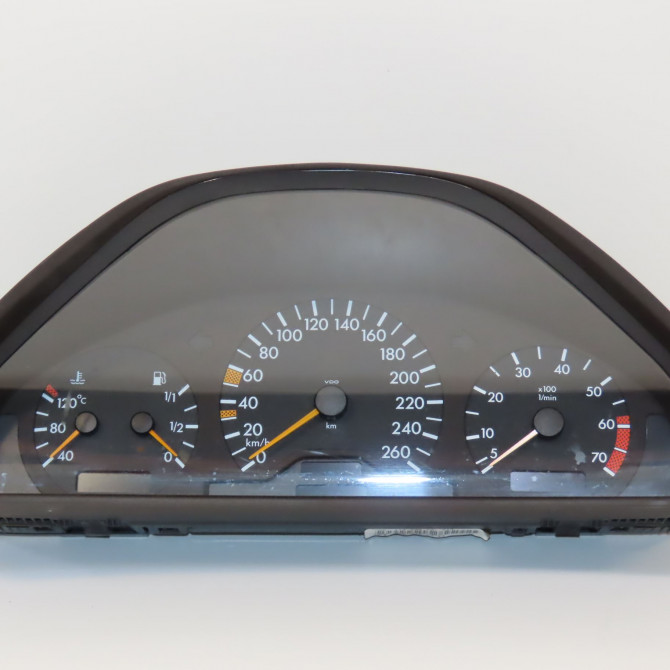 Compteur occasion MERCEDES CLASSE CLK I 2085400311 1