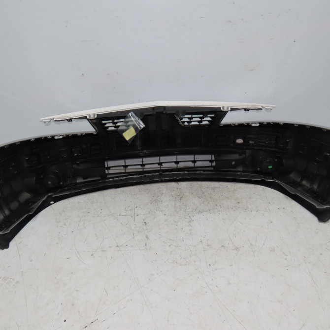 Pare-choc avant occasion RENAULT LAGUNA II Phase 2 03-2005->09-2007 2.2 DCI 150ch 620103272S 2