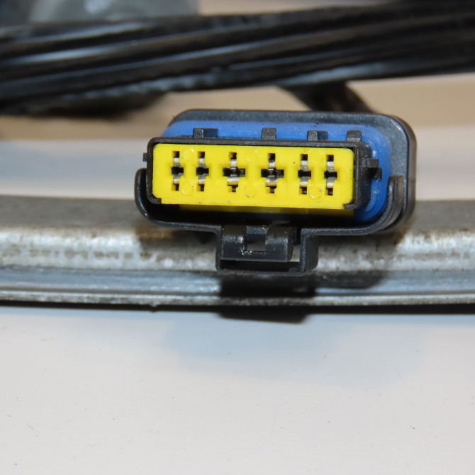 Mecanisme + moteur lève-glace avant droit occasion ALFA ROMEO ALFA GT Phase 1 03-2004->12-2010 1.9 JTDm 150ch 60681592 3