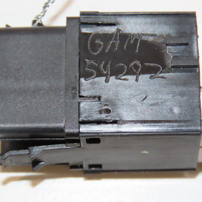 Bouton de warning occasion VOLKSWAGEN TOURAN II Phase 1 09-2010->12-2015 1T0953509B 4