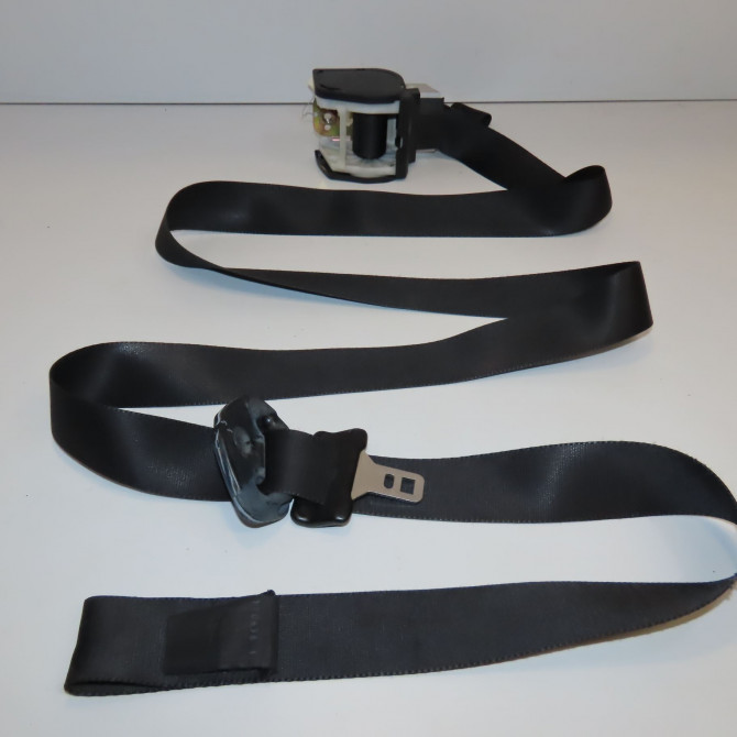 Ceinture avant gauche occasion FORD FIESTA IV Phase 1 09-1995->09-1999 1.3i 1108577 1