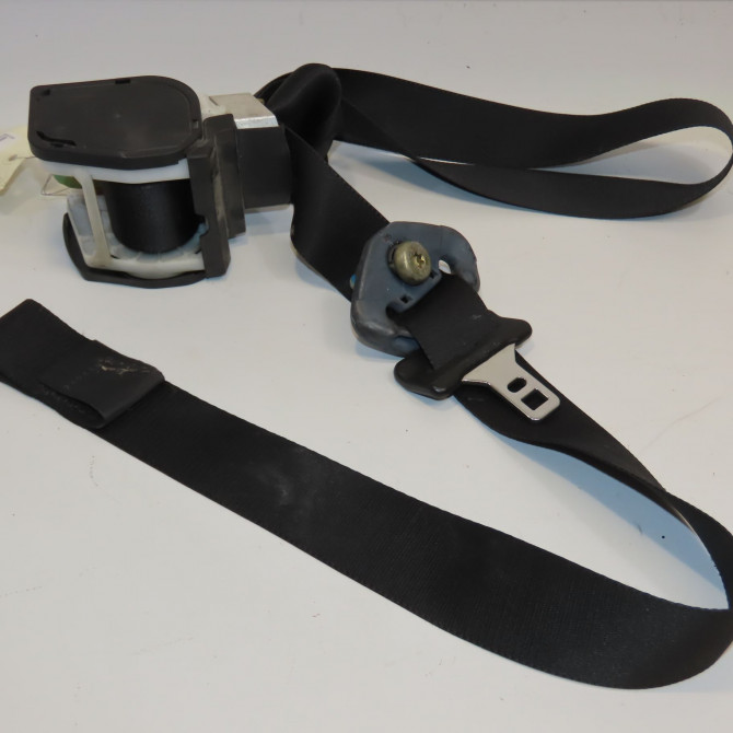 Ceinture avant droite occasion FORD FIESTA IV Phase 1 09-1995->09-1999 1.3i 1108573 1