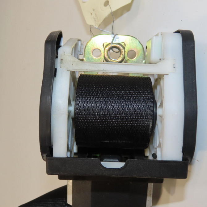 Ceinture avant droite occasion FORD FIESTA IV Phase 1 09-1995->09-1999 1.3i 1108573 2