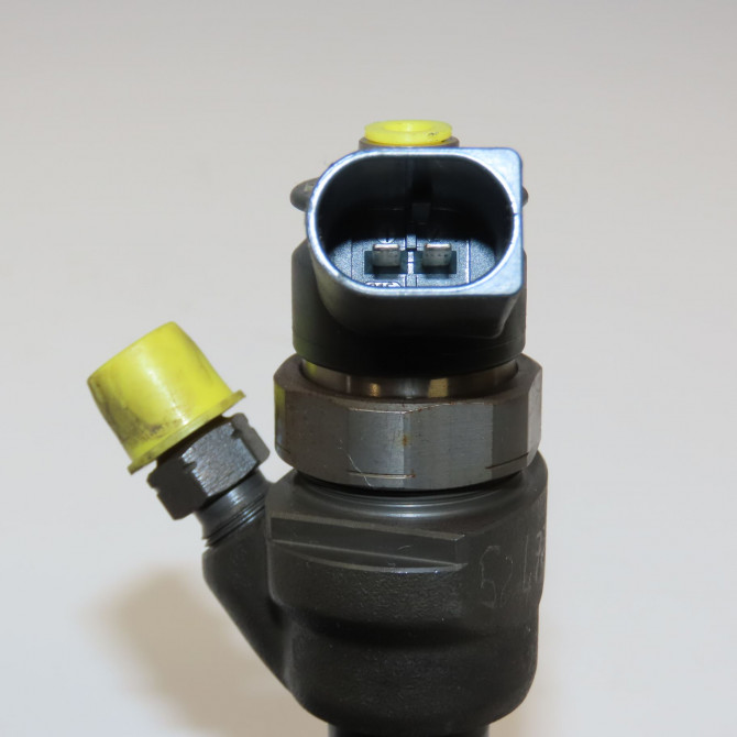 Injecteur occasion B.M.W. SERIE 1 II Phase 1 08-2011->06-2015 116D 116ch 13537798446 2