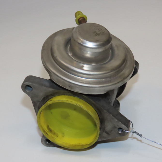 Vanne EGR occasion VOLKSWAGEN GOLF V Phase 1 11-2003->10-2008 1.9 TDI 105ch 38131501AN 1