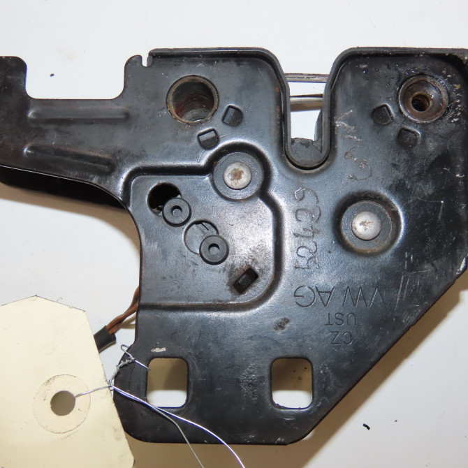 Serrure capot occasion AUDI A6 III phase 2 10-2008->12-2010 4F0823509B 2