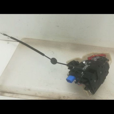 Serrure porte ard occasion VOLKSWAGEN JETTA III Phase 1 09-2005->12-2010 1.9 TDI 105ch 7L0839016D