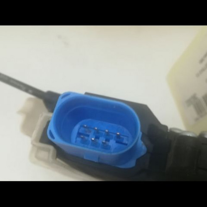 Serrure porte ard occasion VOLKSWAGEN JETTA III Phase 1 09-2005->12-2010 1.9 TDI 105ch 7L0839016D 4