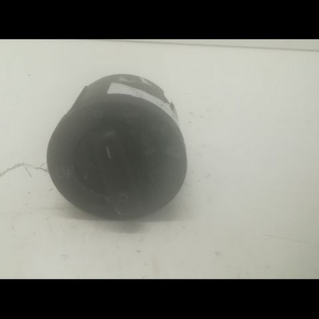 Interrupteur commande de phares occasion VOLKSWAGEN GOLF V Phase 1 11-2003->10-2008 1.9 TDI 105ch 3C8941431AXSH