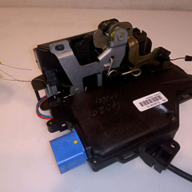 Serrure porte ard occasion SKODA OCTAVIA II Phase 1 06-2004->10-2008 1.9 TDI 105ch 7L0839016D 2