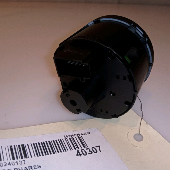 Interrupteur commande de phares occasion VOLKSWAGEN GOLF PLUS Phase 1 04-1995->04-1999 1.6 TDI 105ch 3C8941431AXSH 2