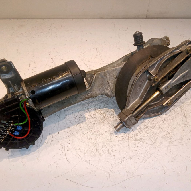 Moteur essuie-glace avant occasion MERCEDES CLASSE E II Phase 2 09-1999->03-2002 E 220 CDI 2108201742 1