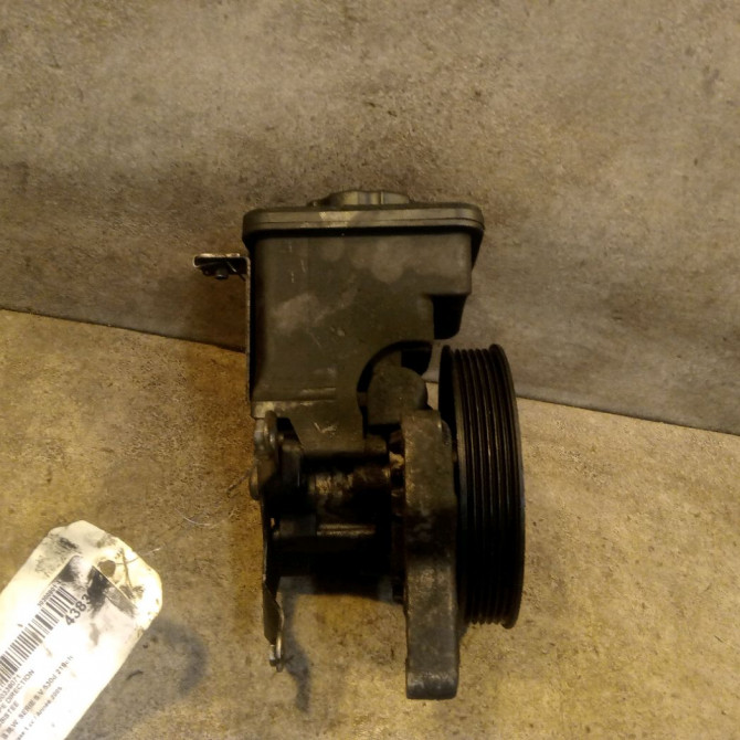 Pompe direction assistee occasion B.M.W. SERIE 5 V Phase 1 07-2003->03-2007 530d 218ch 32416781266 3