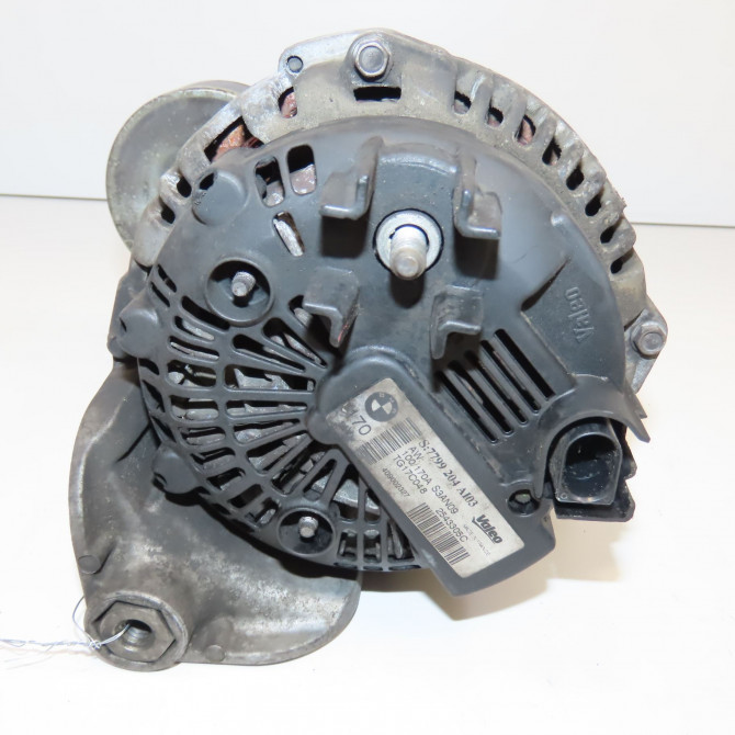 Alternateur occasion B.M.W. SERIE 5 V phase 2 TOURING 03-2007->05-2010 12317799204 4