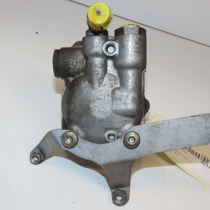 Pompe direction assistee occasion B.M.W. SERIE 5 V phase 2 TOURING 03-2007->05-2010 32416781266 2