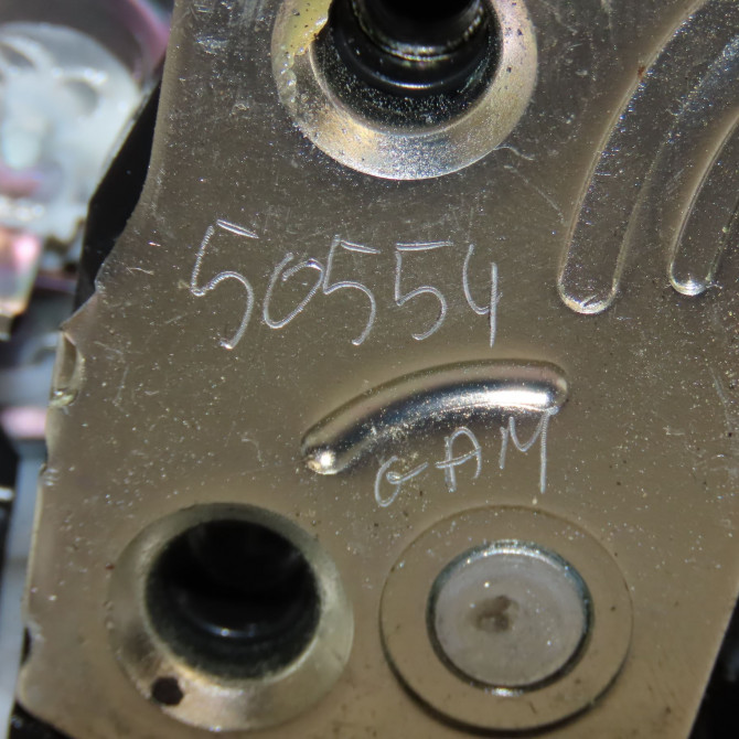 Serrure porte arg occasion TOYOTA YARIS III Phase 1 04-1995->04-1999 1.5 HYBRID 100ch 690600D320 5