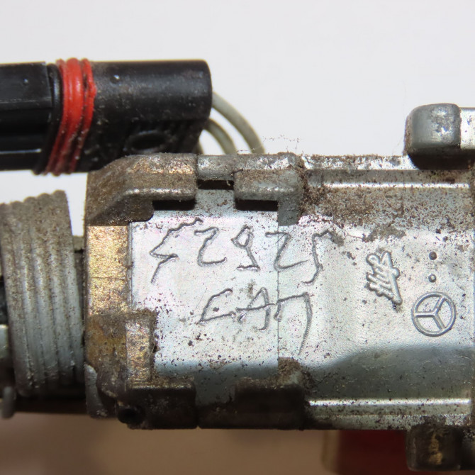 Kit serrures + antivol occasion MERCEDES CLASSE CLK I 2088901467 6