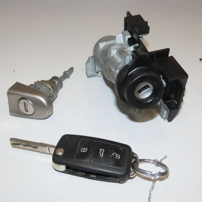 Kit serrures + antivol occasion VOLKSWAGEN TOURAN II Phase 1 09-2010->12-2015 1