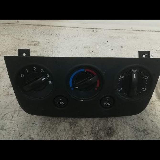 Commande de chauffage occasion FORD FIESTA V Phase 2 10-2005->10-2008 1.4 TDCI 1