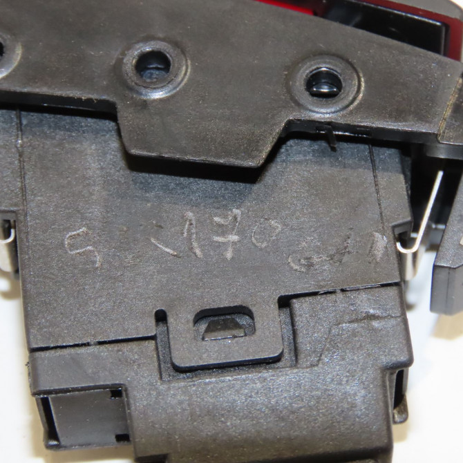 Bouton de warning occasion FORD ECOSPORT 2426554 4