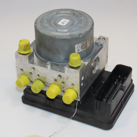 <span class="tt">Unité hydraulique ABS occasion  </span><span class="designation"> </span>