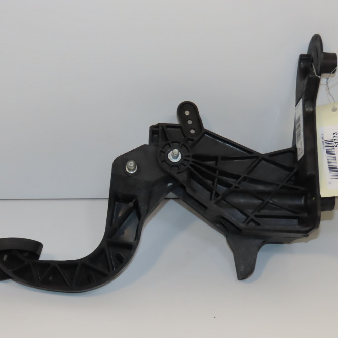 Pedale embrayage occasion  9824262180 2