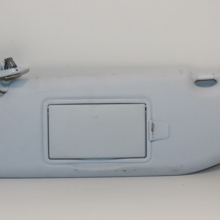 <span class="tt">Pare-soleil gauche occasion  </span><span class="designation"> </span>