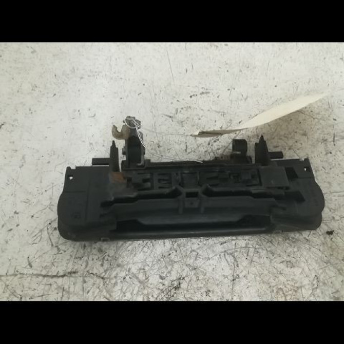 Poignee ext porte arg occasion AUDI A3 I Phase 2 10-2000->06-2003 1.9 TDi 8v 110ch 4B0839207GRU 2