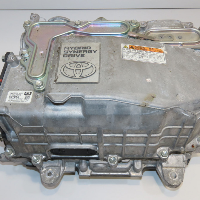 occasion TOYOTA YARIS III Phase 1 04-1995->04-1999 1.5 HYBRID 100ch 1