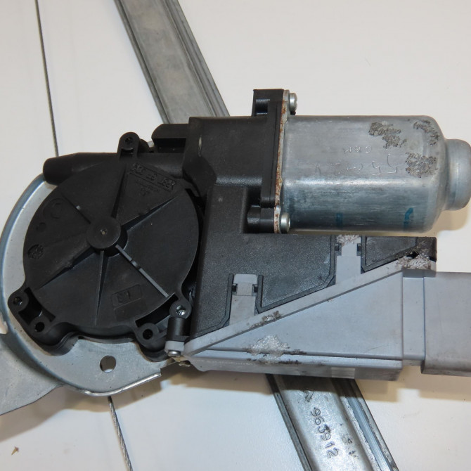 Mecanisme + moteur lève-glace avant droit occasion CITROEN C3 I Phase 1 04-2002->10-2005 1.4HDI 8v 70ch 9222AP 3