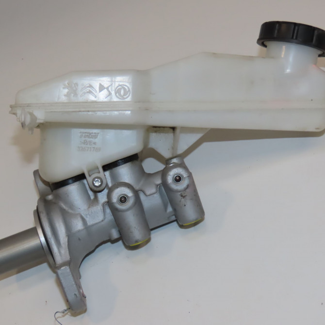 Maitre cylindre occasion  1643581380 1