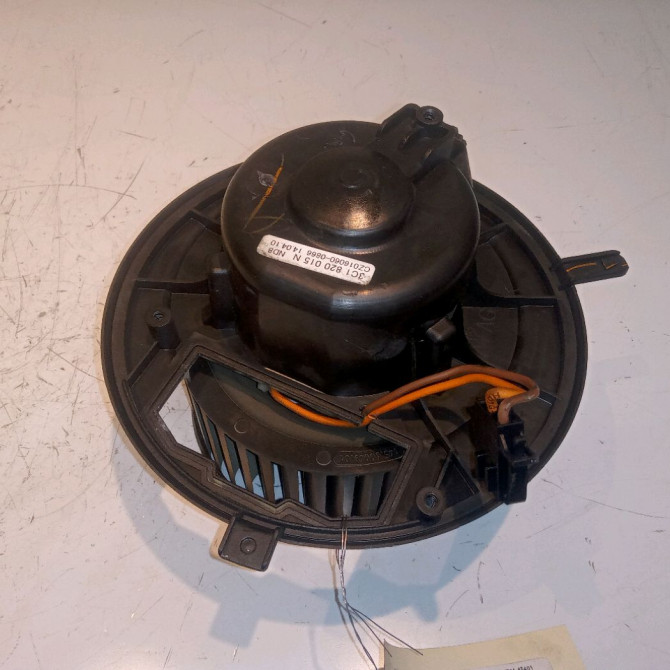 Ventilateur de chauffage occasion  1K1820021 2