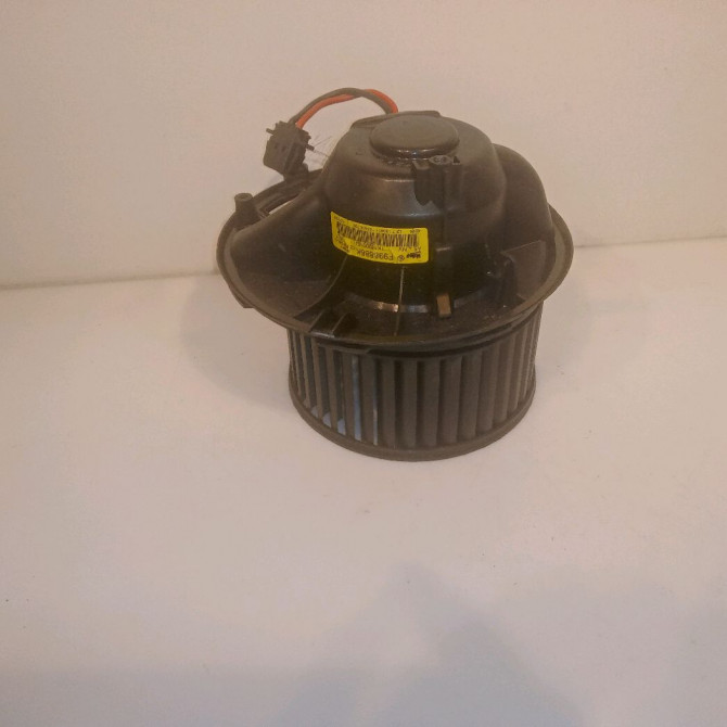 Ventilateur de chauffage occasion VOLKSWAGEN GOLF VI Phase 1 10-2008->04-2013 2.0 TDI 140ch 1K1820021 2