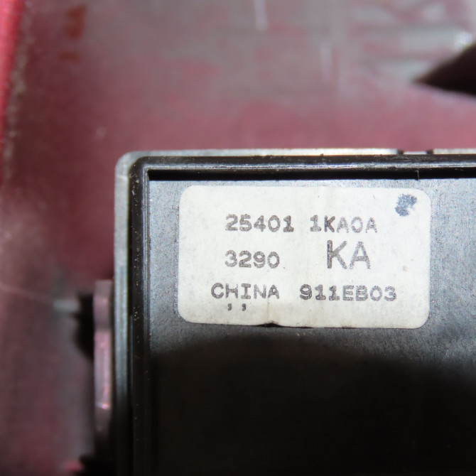 Commande lève-glace porte avant gauche occasion NISSAN JUKE Phase 1 09-2010->... 1.5 DCI 110ch 254011KA0D 4