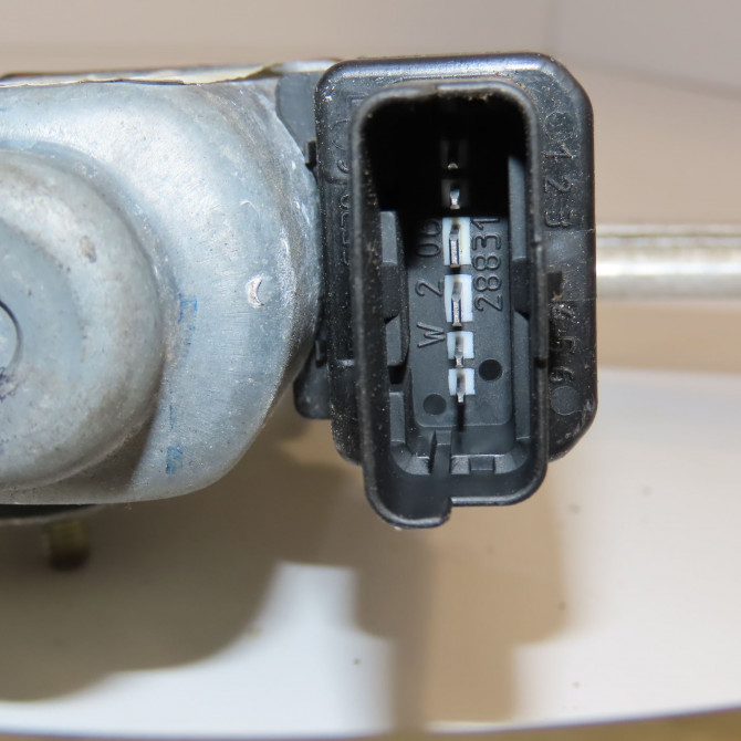 Mecanisme+moteur leve-glace ard occasion RENAULT LAGUNA II Phase 2 03-2005->09-2007 2.2 DCI 150ch 8200305721 3