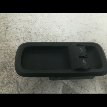 Commande lève-glace porte avant gauche occasion FORD FIESTA VI Phase 1 10-2008->11-2012 1.4 TDCI 70ch