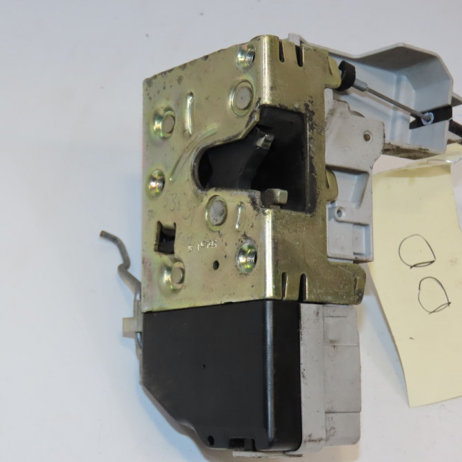 Serrure porte avg occasion PEUGEOT 307 Phase 2 06-2005->03-2008 1.6i 16v 9135Z0 1