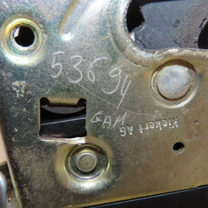 Serrure porte avg occasion PEUGEOT 307 Phase 2 06-2005->03-2008 1.6i 16v 9135Z0 5