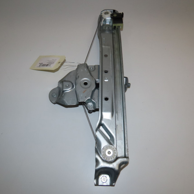 Mecanisme+moteur leve-glace arg occasion DACIA DUSTER II Phase 1 10-2017->... 827210622R 2